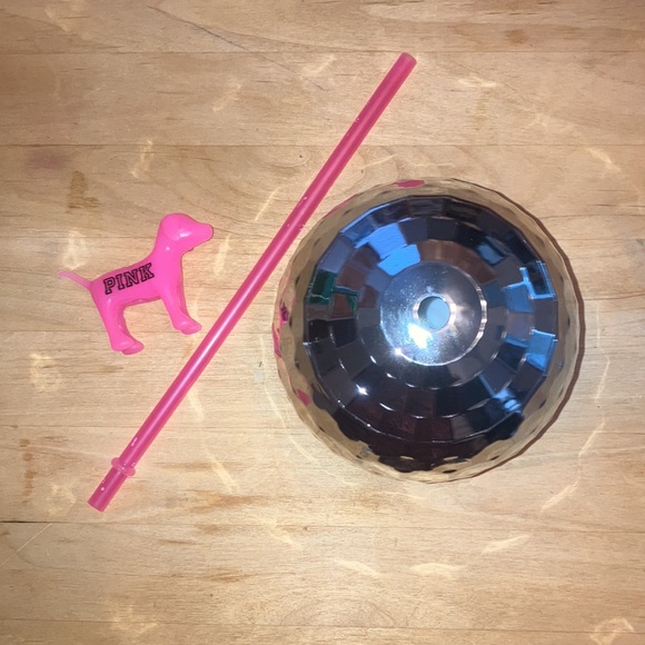 Vs Pink Limited edition disco ball collector’s cup💕 - Picture 5 of 5